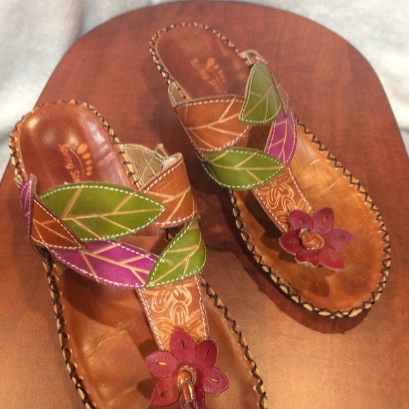 Spring Step Sandals - Picture 7 of 7